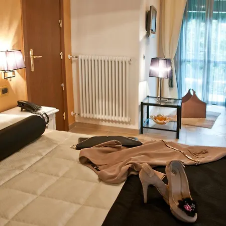 Luna Hotel
